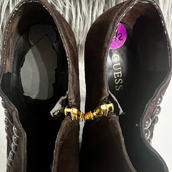 Guess brown leather suede booties in size 8.5 - Picture 11 of 11
